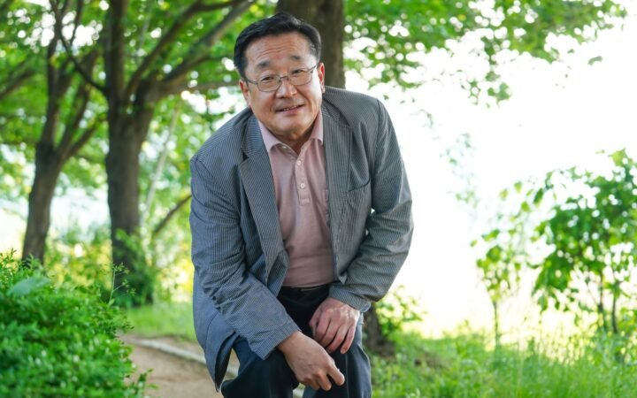 Jung Hoo Lee